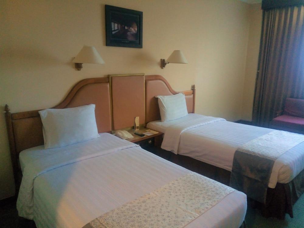 Sahid Raya Hotel & Convention Yogyakarta Maguwo Luaran gambar